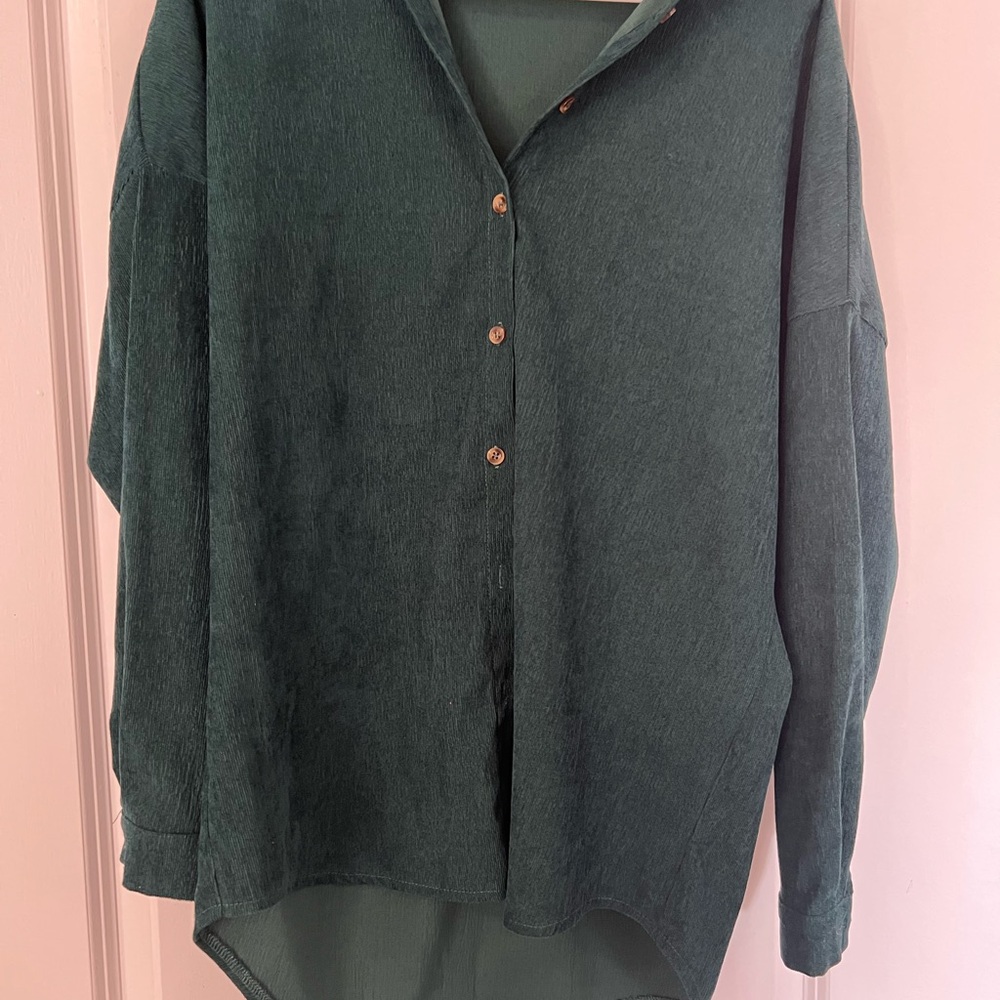 SHEIN Deep Green Button-Up Blouse